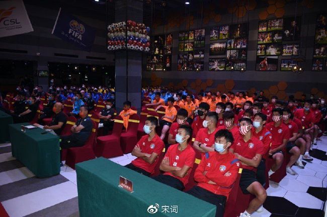 巴雷拉的经纪人贝尔特拉米上周末来到梅阿查球场，而双方将在2024年后最终敲定新合同，并且正式签约。